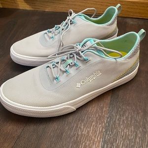 Columbia PFG Shoes Size 8